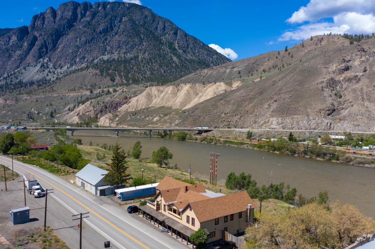3649 Merritt Spences Bridge Xposure