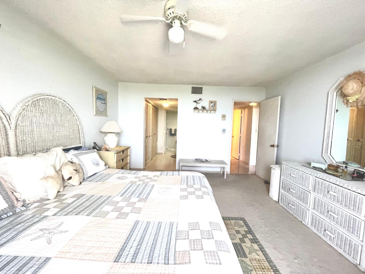 313- Lucayan Towers North - Xposure