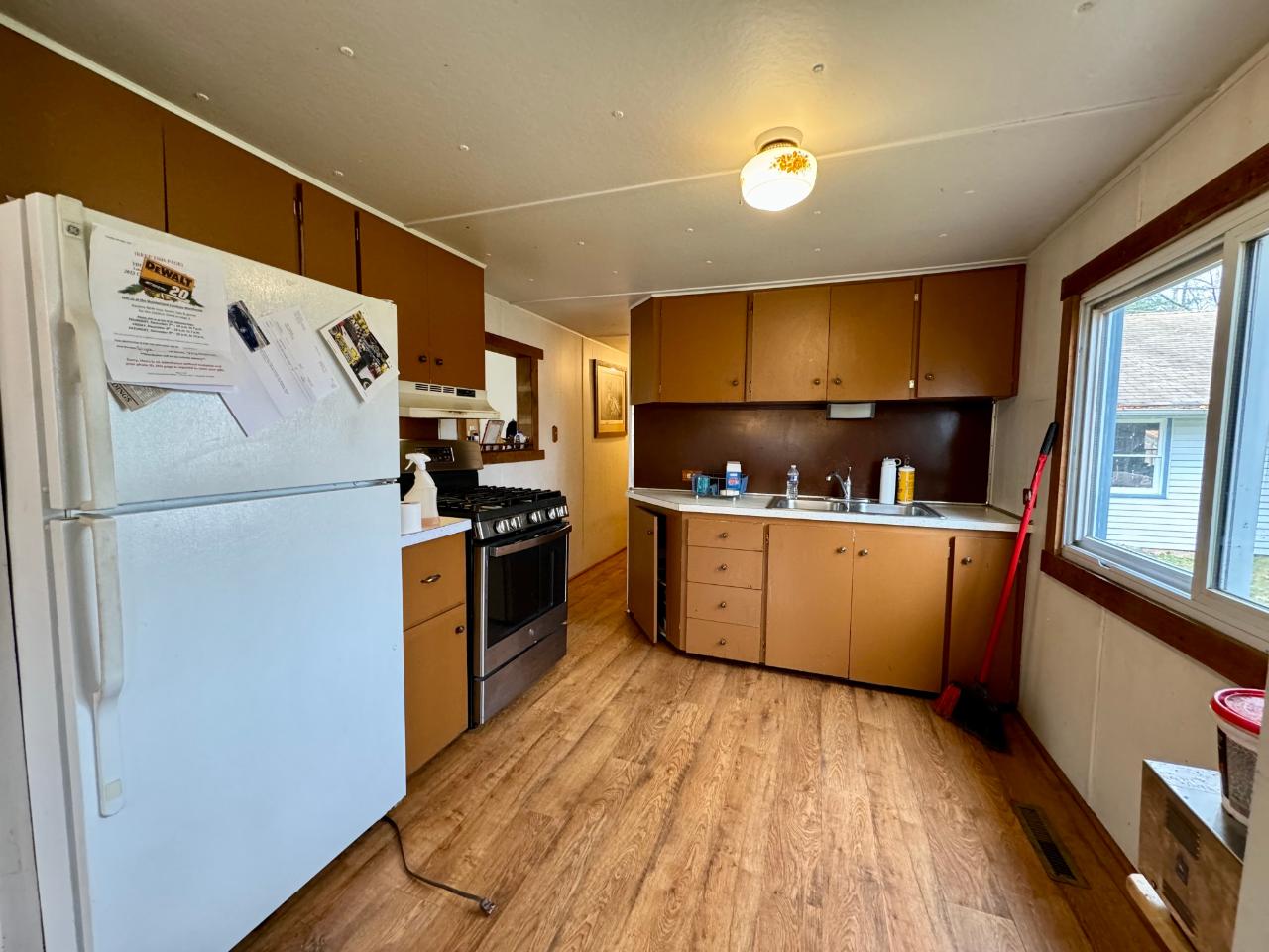 10048 Lakeview Ln Redman Realty Group