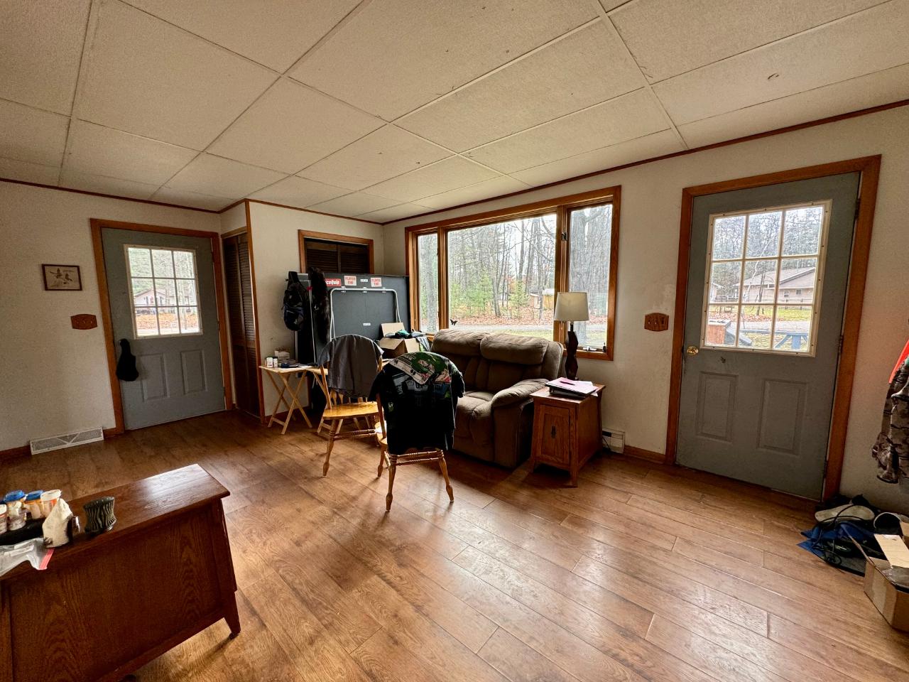 10048 Lakeview Ln Redman Realty Group