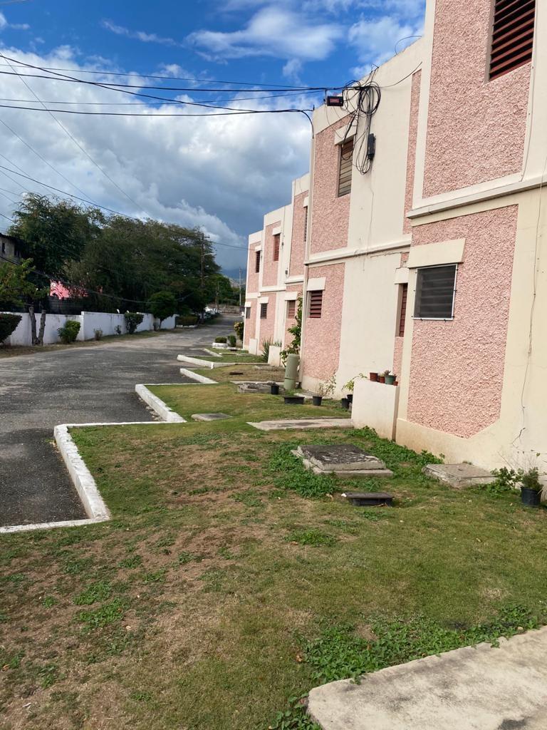 A17 Hopedale Avenue Xposure