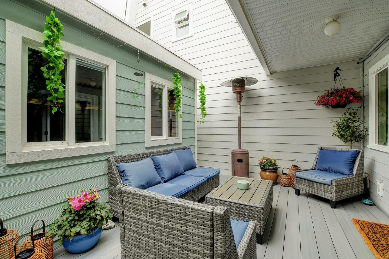 2134 Ontario St Newport Realty