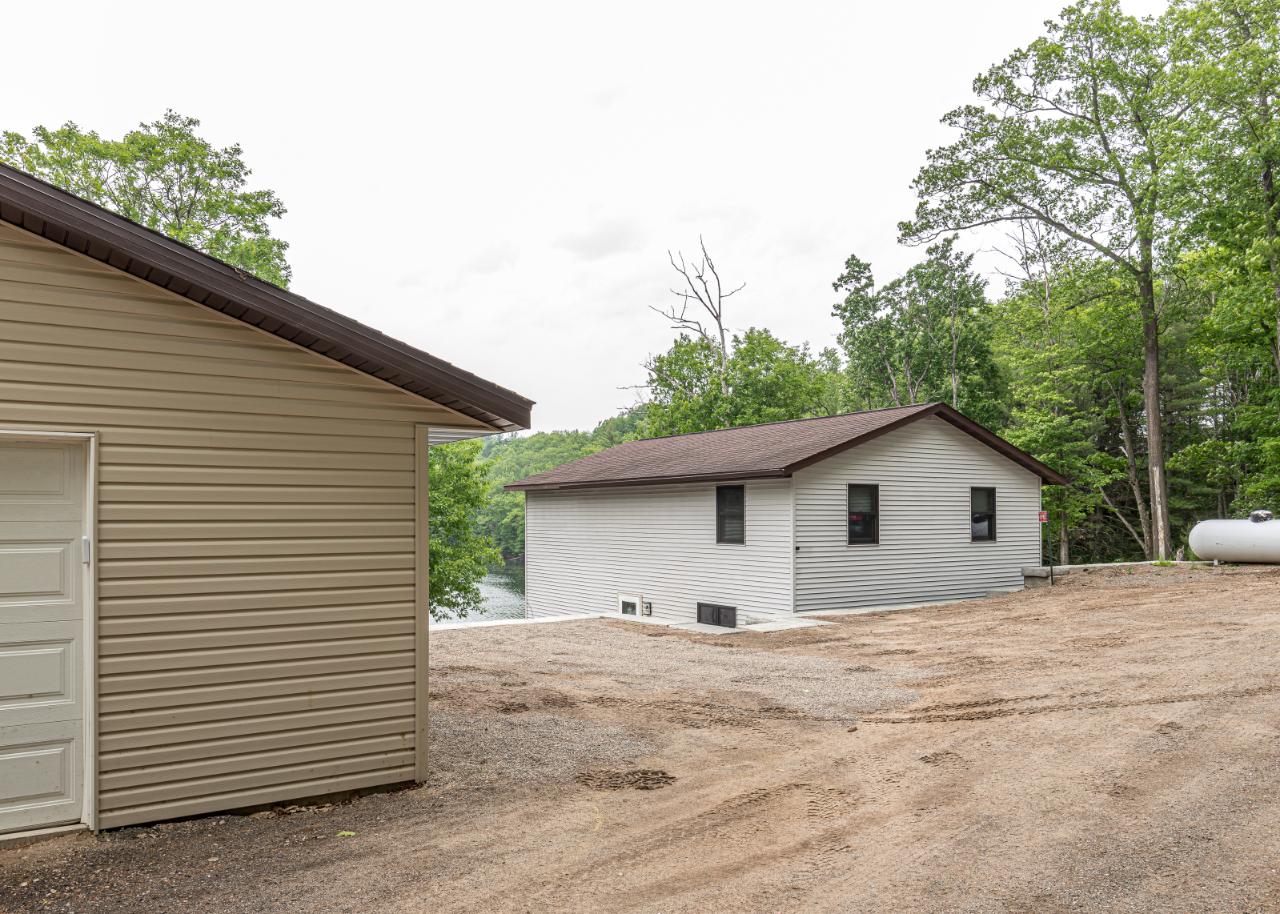 6982 Reed Farm Ln Redman Realty Group