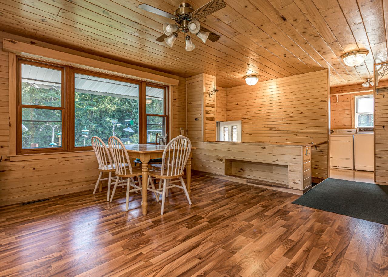 9733 Country Ln Redman Realty Group