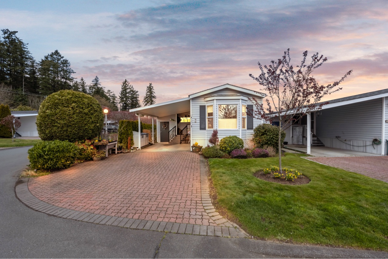 87583 Central Saanich Rd Royal LePage Coast Capital