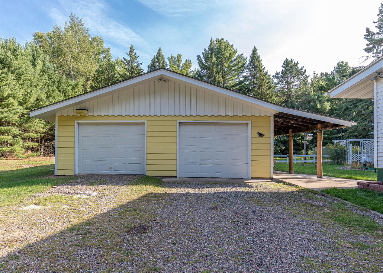 9733 Country Ln Redman Realty Group