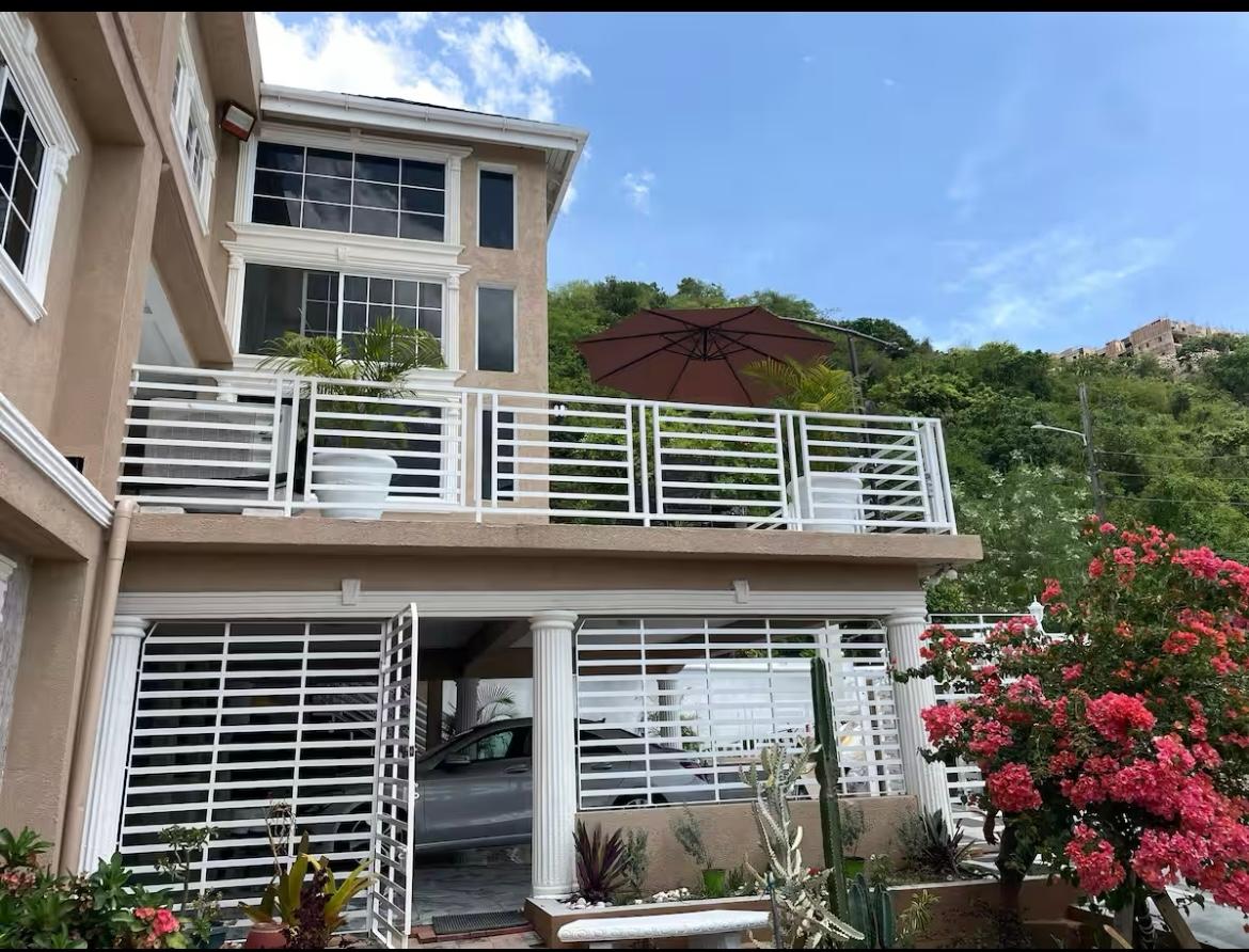 2-3 Ridge View Close