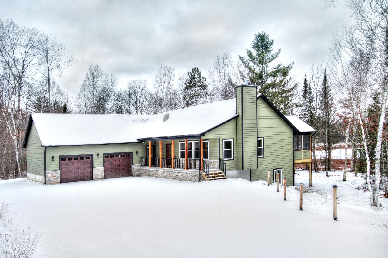 5893 Brook Tr Century 21 Burkett & Associates