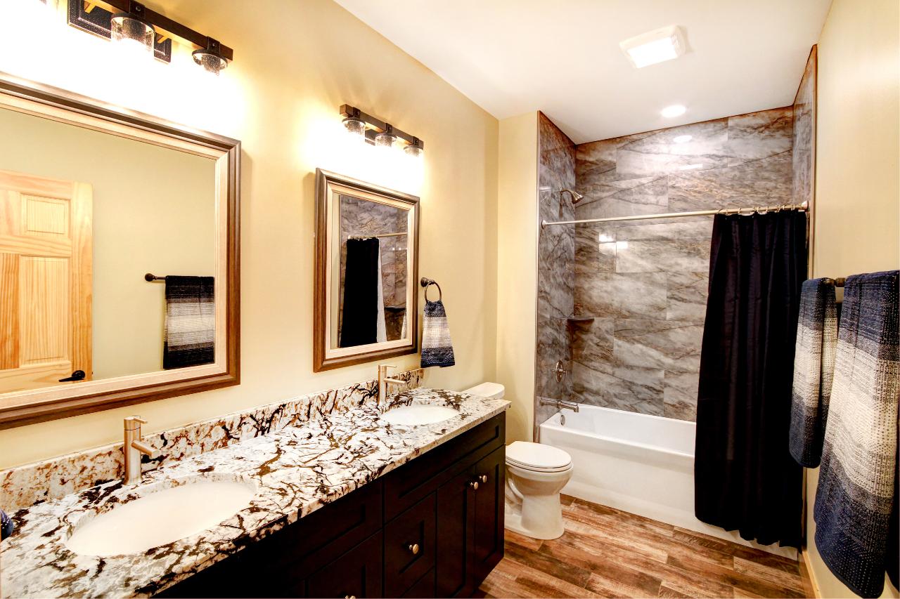 5893 Brook Tr Century 21 Burkett & Associates