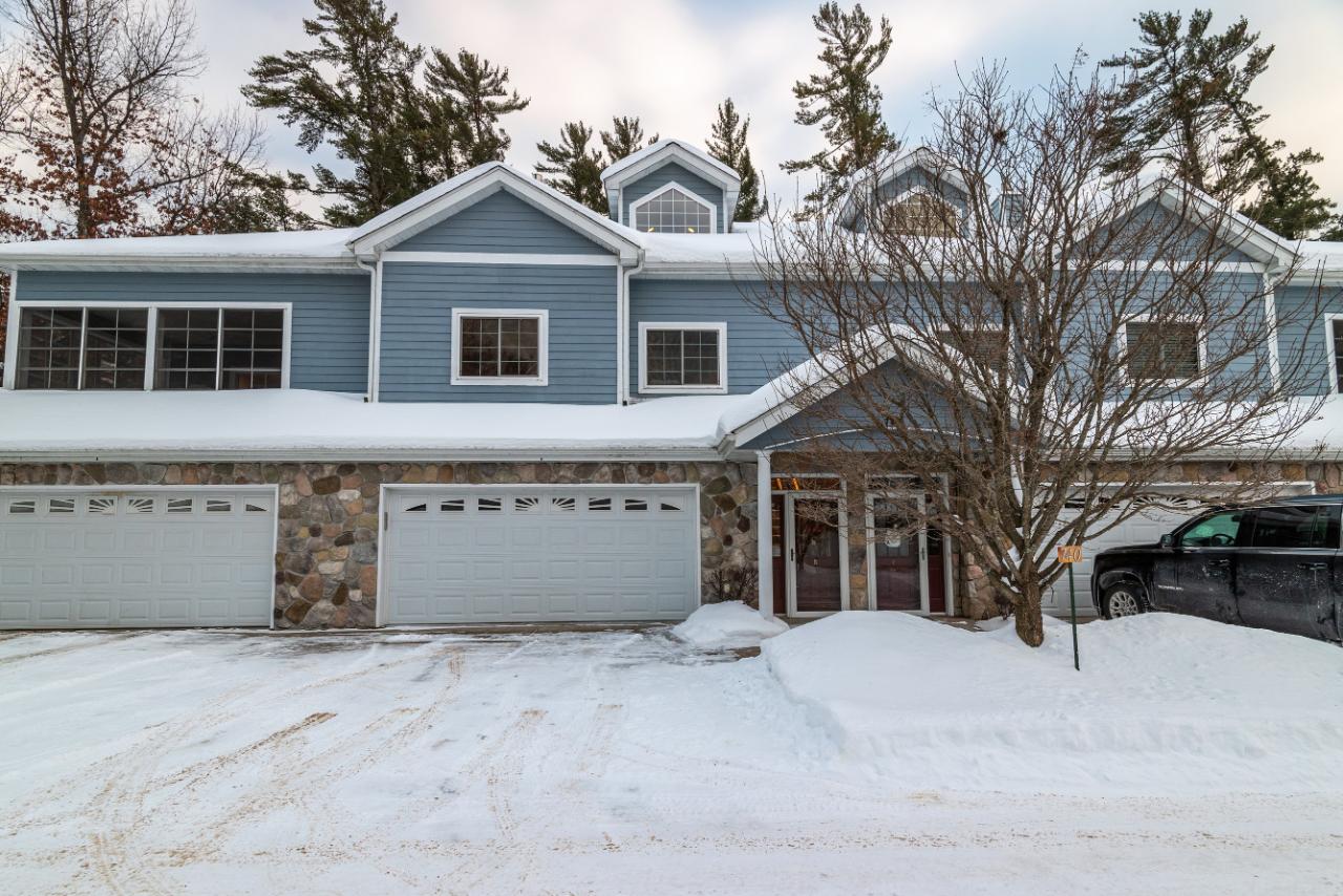 B740 River Edge St Century 21 Burkett & Associates