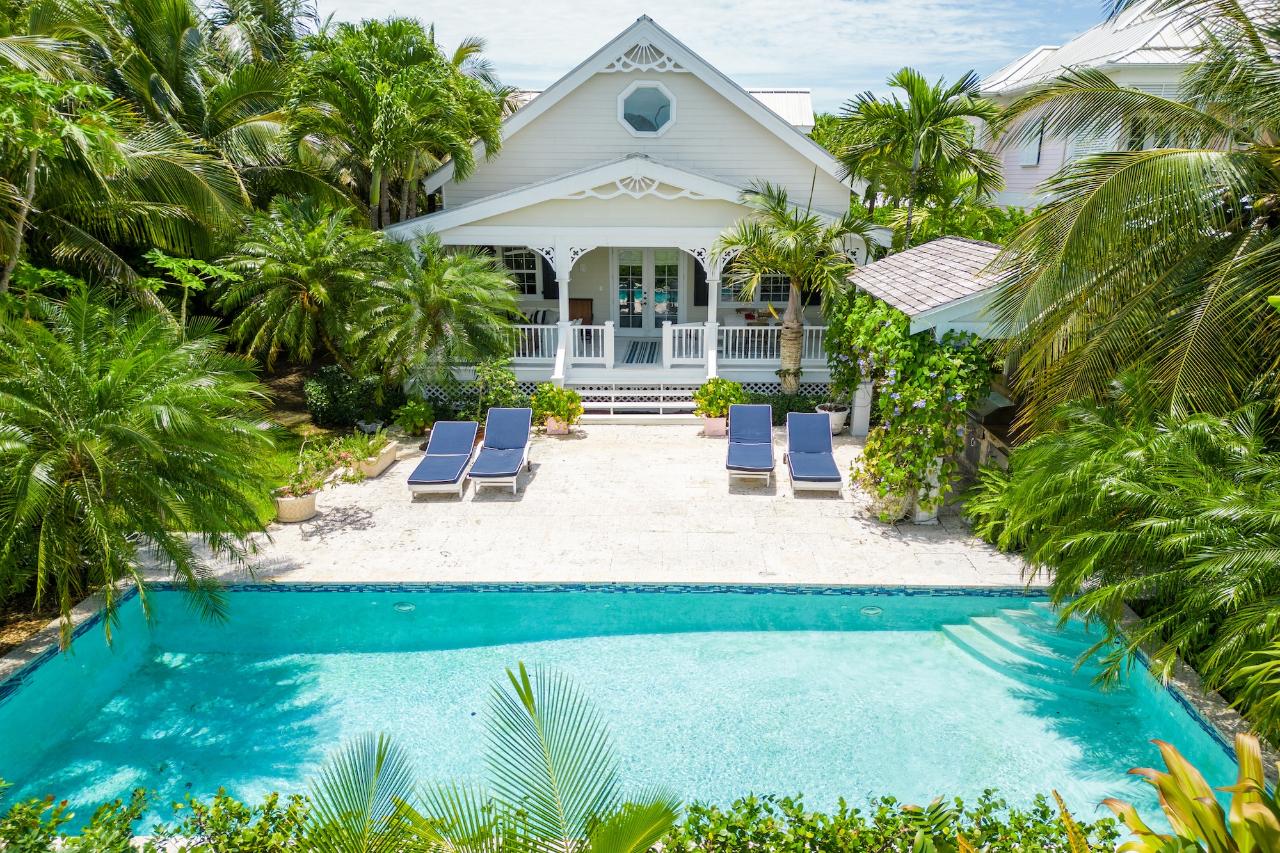 11 Old Fort Bay Xposure