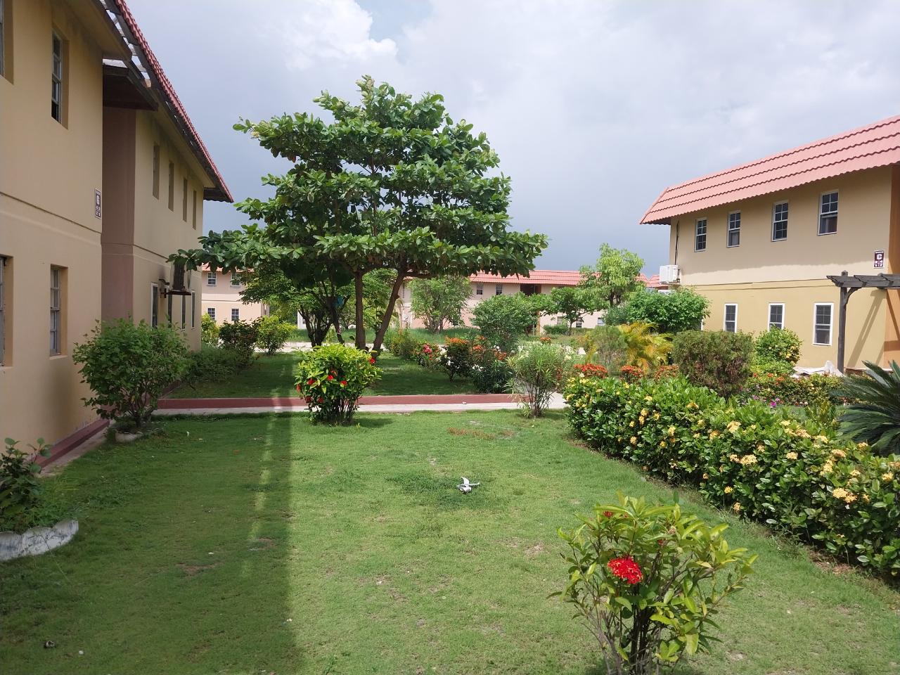 F241 West Bay, Portmore Xposure