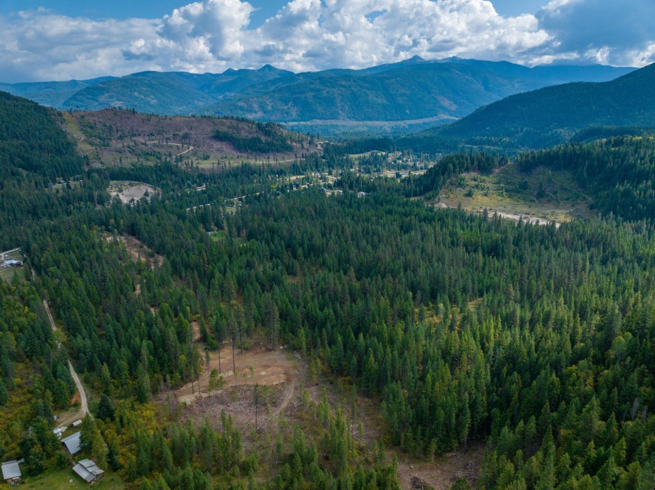 4095 Krestova Lower Road Xposure