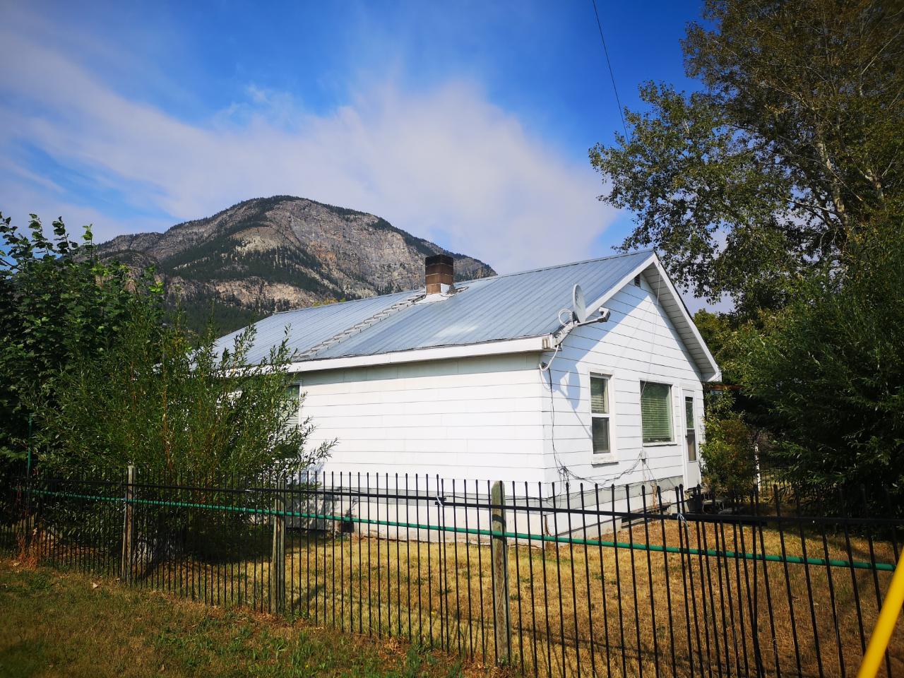 4969 Burns Avenue Xposure