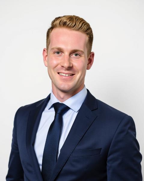 Quinn Pache Agent Photo