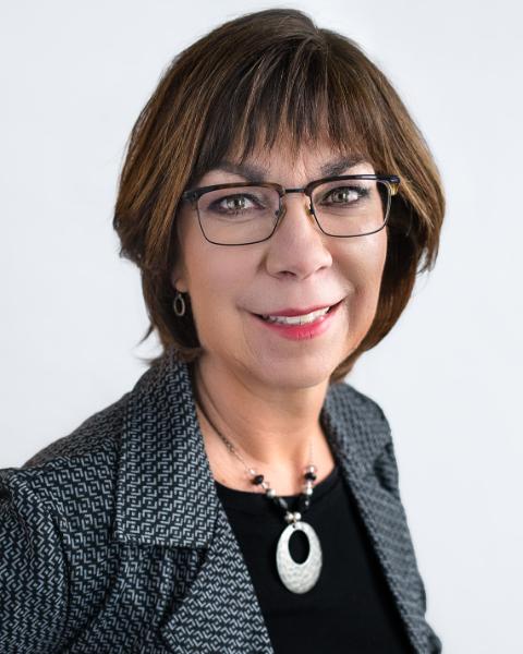 Wendy Close Agent Photo