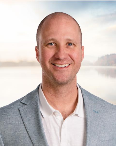 Sean Thomas* Agent Photo