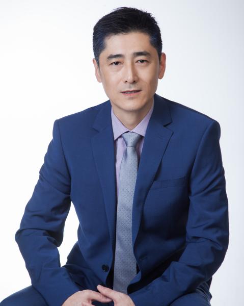 Michael Chau  Agent Photo