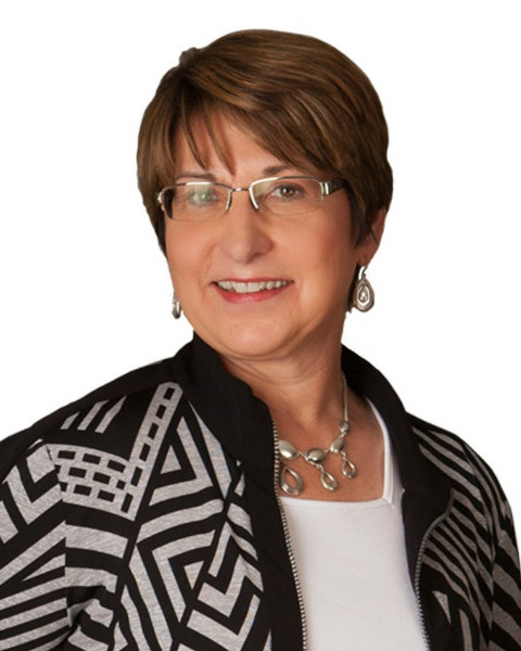 Theresa Antolick Agent Photo