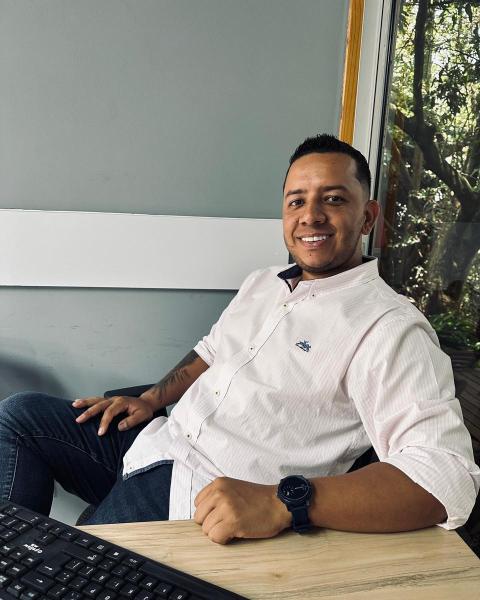 Juan Esteban Arias Agent Photo