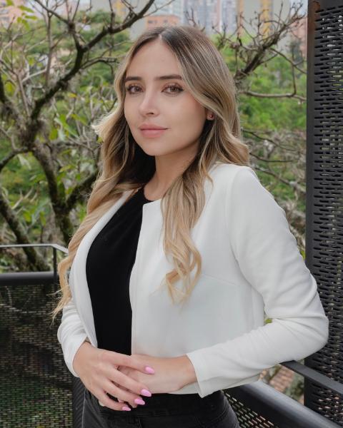 Maria Camila Navarro Agent Photo