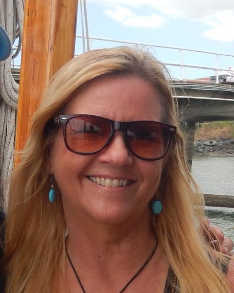 Deborah Fishell Agent Photo