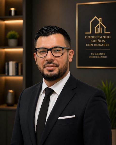 Pablo Andr&eacute;s Sarmiento Pe&ntilde;a Agent Photo