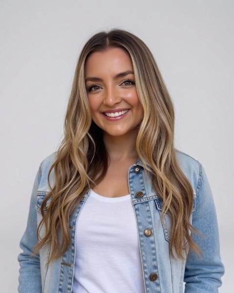 Hayley Clemans-Gibbon Agent Photo