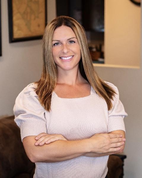 Alli Mathys Agent Photo