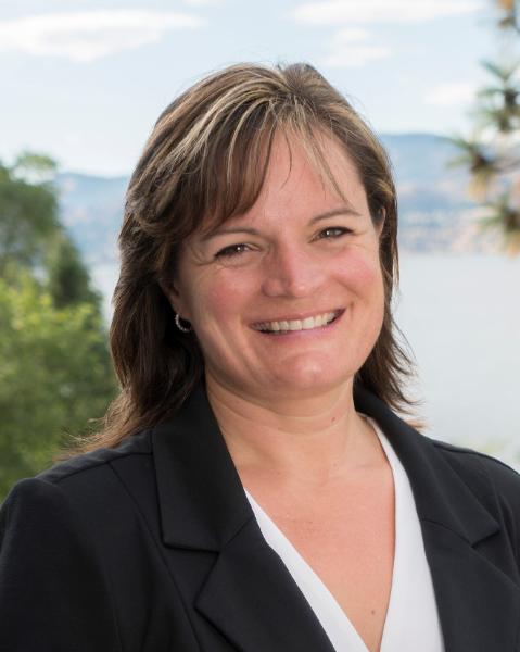 Tracy Fehr Agent Photo
