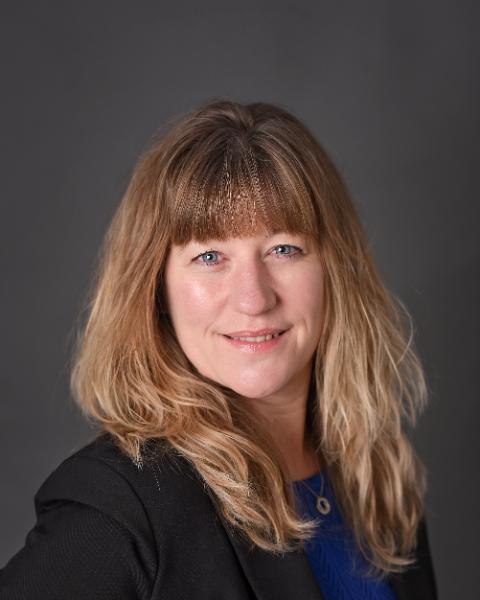 Cindy Loyst Agent Photo