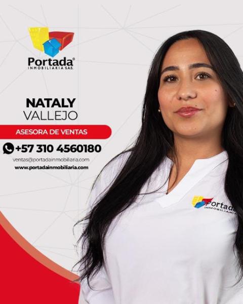 Nataly Vallejo Agent Photo