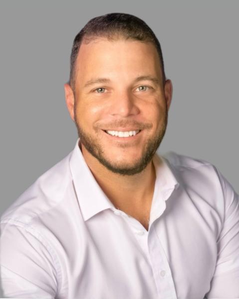 Patrick Ryan Knowles Agent Photo