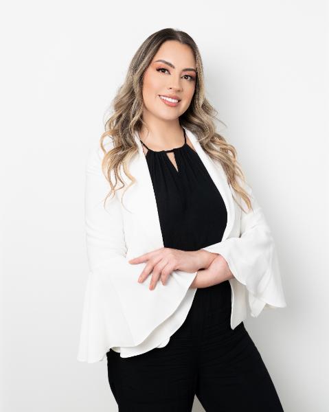 ESTEFANY CEBALLOS Agent Photo