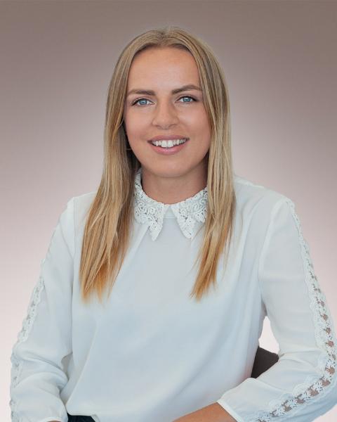 Rebecca Johnson Agent Photo