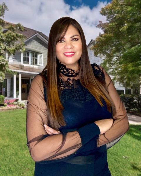 Lorry A Martinez Vazquez Agent Photo