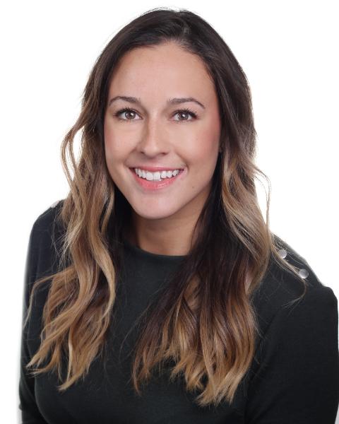 Chloe Toal Agent Photo