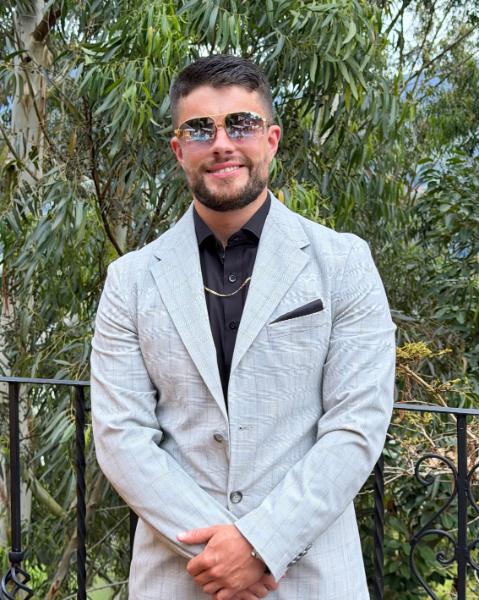 Simon Escobar Agent Photo