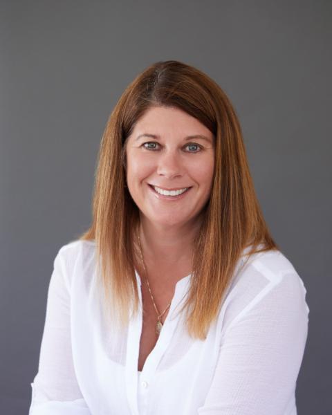 Lori Mitchell Agent Photo