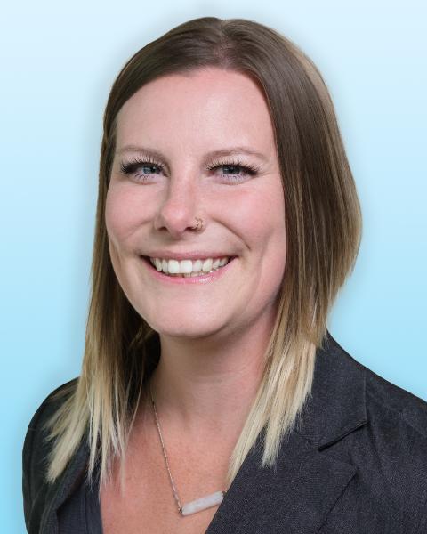 Stephanie Anderson Agent Photo