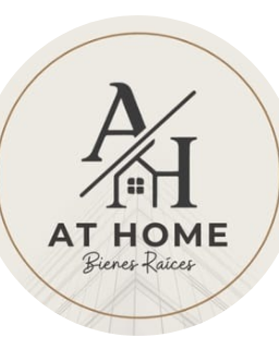 Angie Moncayo Castro Agent Photo