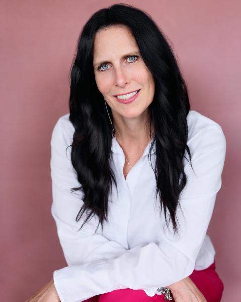 Amy Young Agent Photo