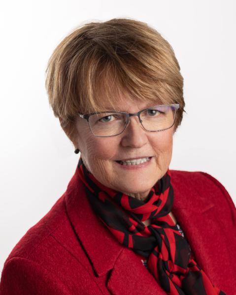 Suzanne Briard Agent Photo