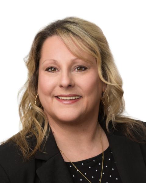 Lori Newstead Agent Photo