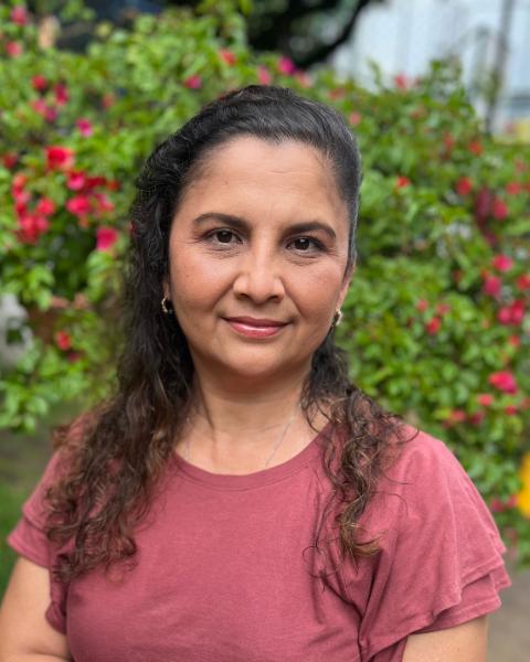 Liz López  Agent Photo
