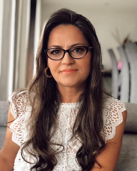 Sandra Hoyos Agent Photo